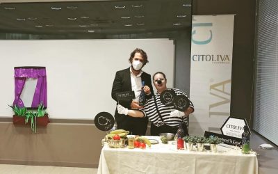 Picualia, La Caixa y Citoliva celebran la primera «cata mimo» dirigida a personas con discapacidad
